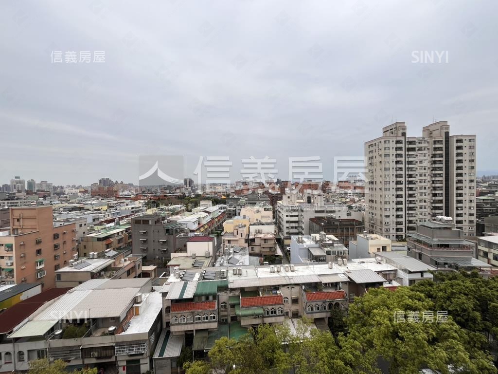 專任美麗家園三房一室車位房屋室內格局與周邊環境