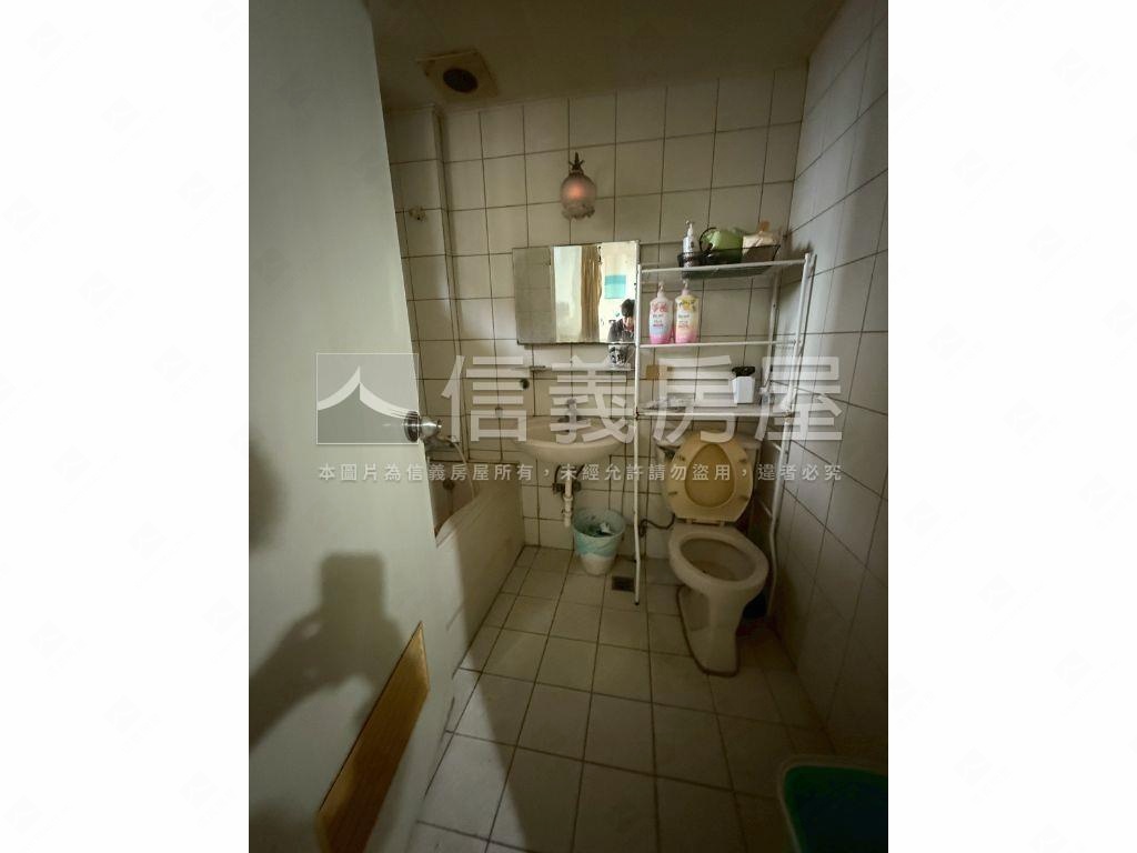 虎嘯高樓三房雙衛浴雙陽台房屋室內格局與周邊環境