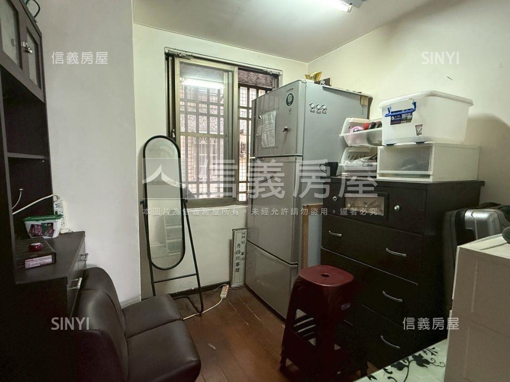 虎嘯高樓三房雙衛浴雙陽台房屋室內格局與周邊環境