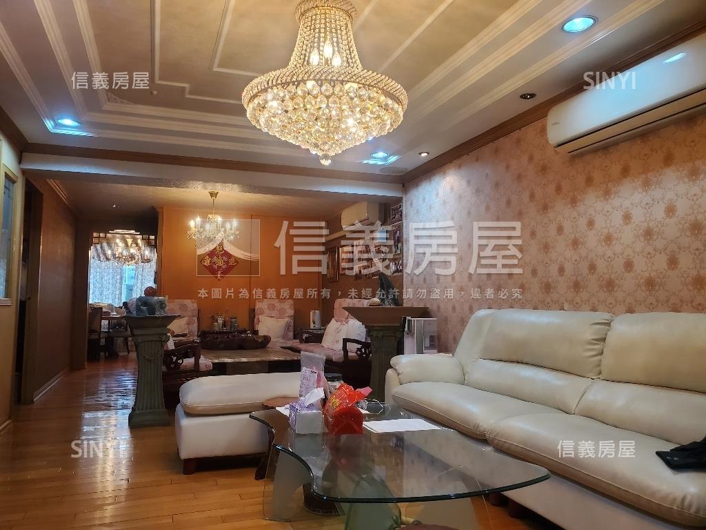 近重劃區頂加大空間房屋室內格局與周邊環境