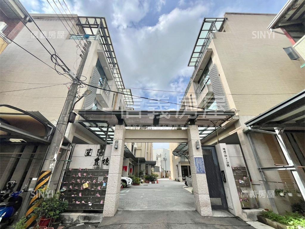 大雅邊間朝南厝王別墅房屋室內格局與周邊環境