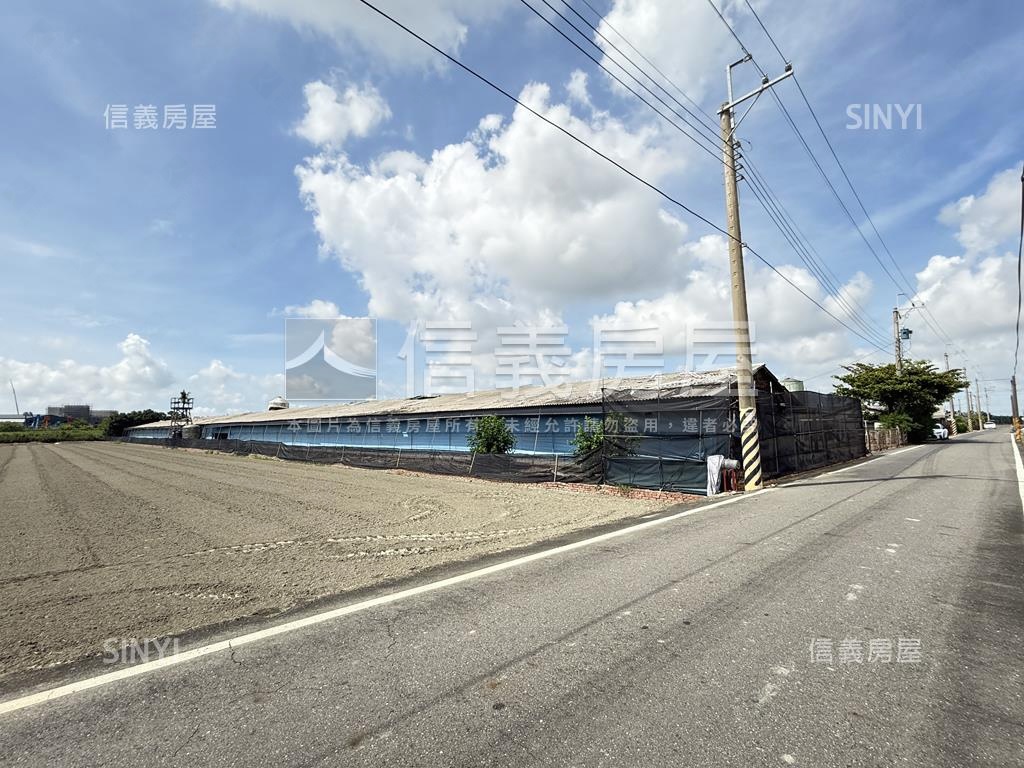 近新吉工業區合法養雞場房屋室內格局與周邊環境