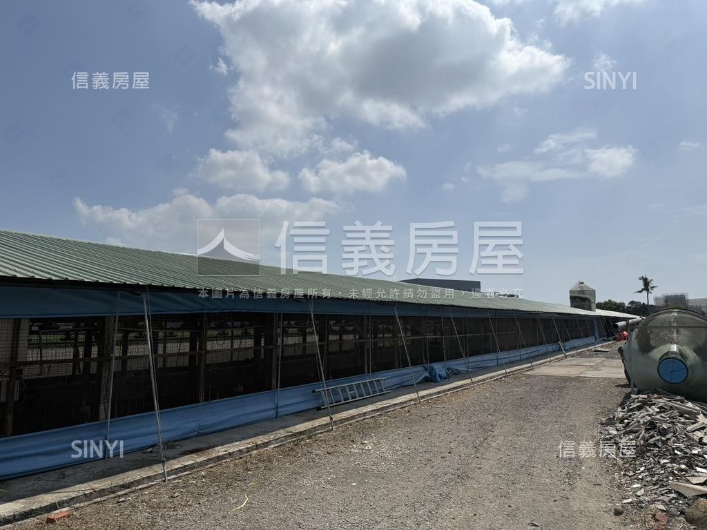 近新吉工業區合法養雞場房屋室內格局與周邊環境