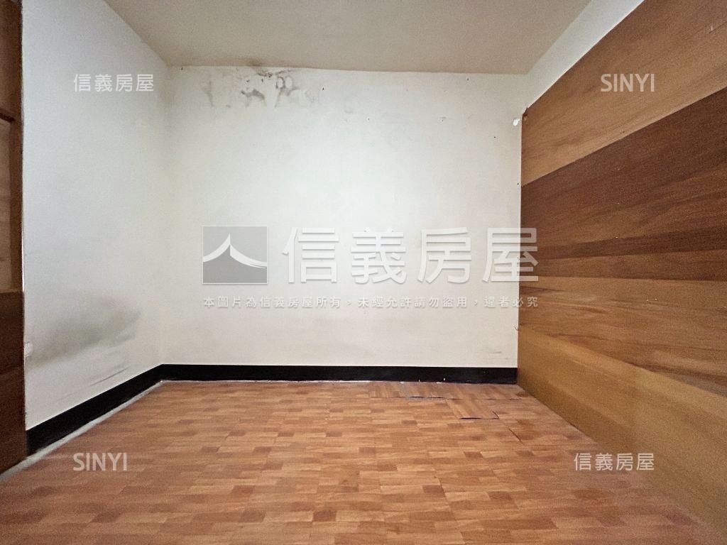 河濱景觀公寓四樓房屋室內格局與周邊環境