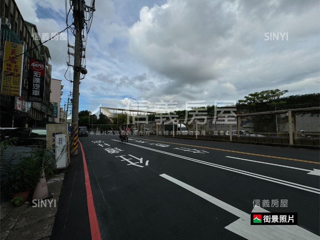 河濱景觀公寓四樓房屋室內格局與周邊環境