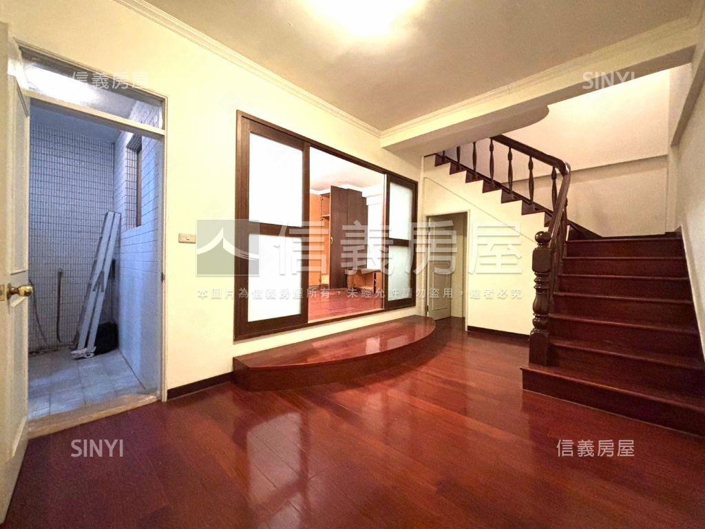 碧瑤山莊透天房屋室內格局與周邊環境