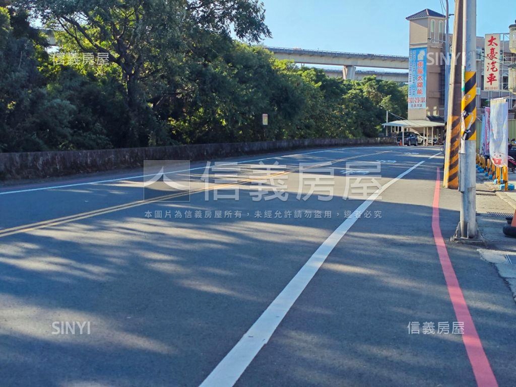全聯旁面寬有車位透天店面房屋室內格局與周邊環境