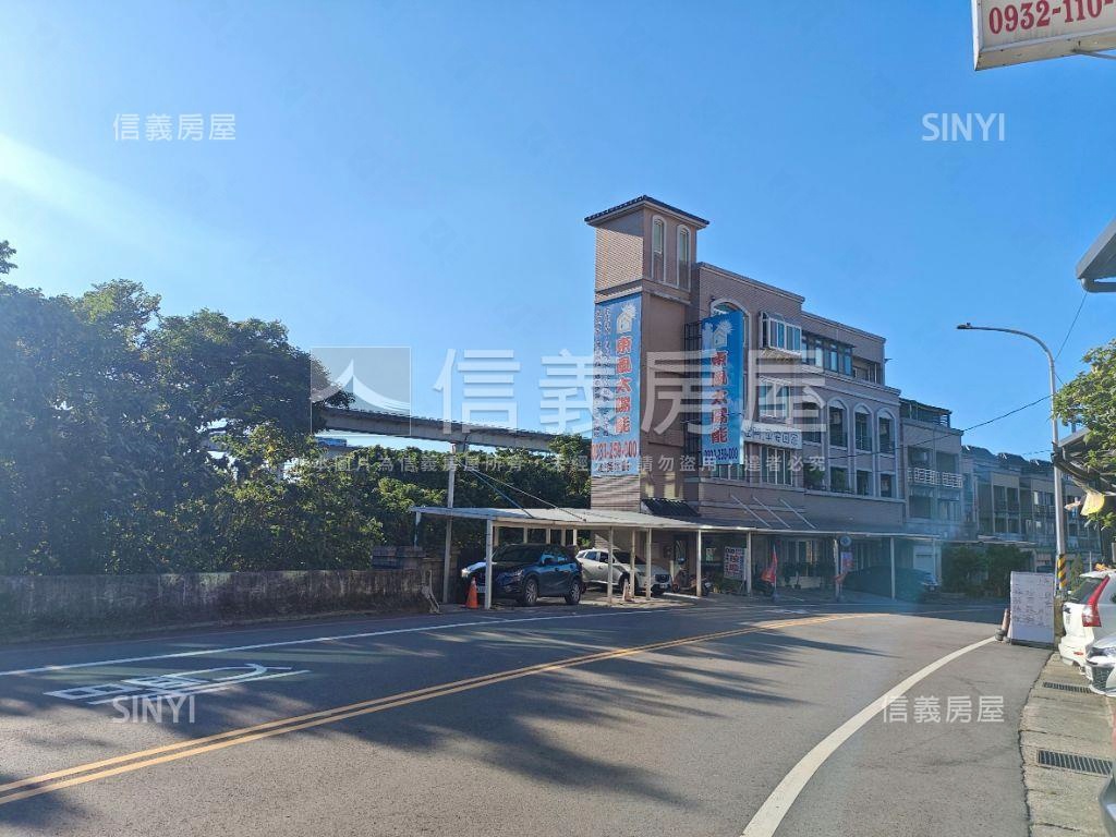 全聯旁面寬有車位透天店面房屋室內格局與周邊環境