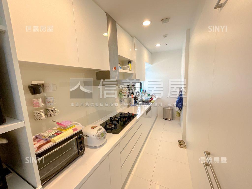 聯聚和平奢華千萬裝潢豪邸房屋室內格局與周邊環境