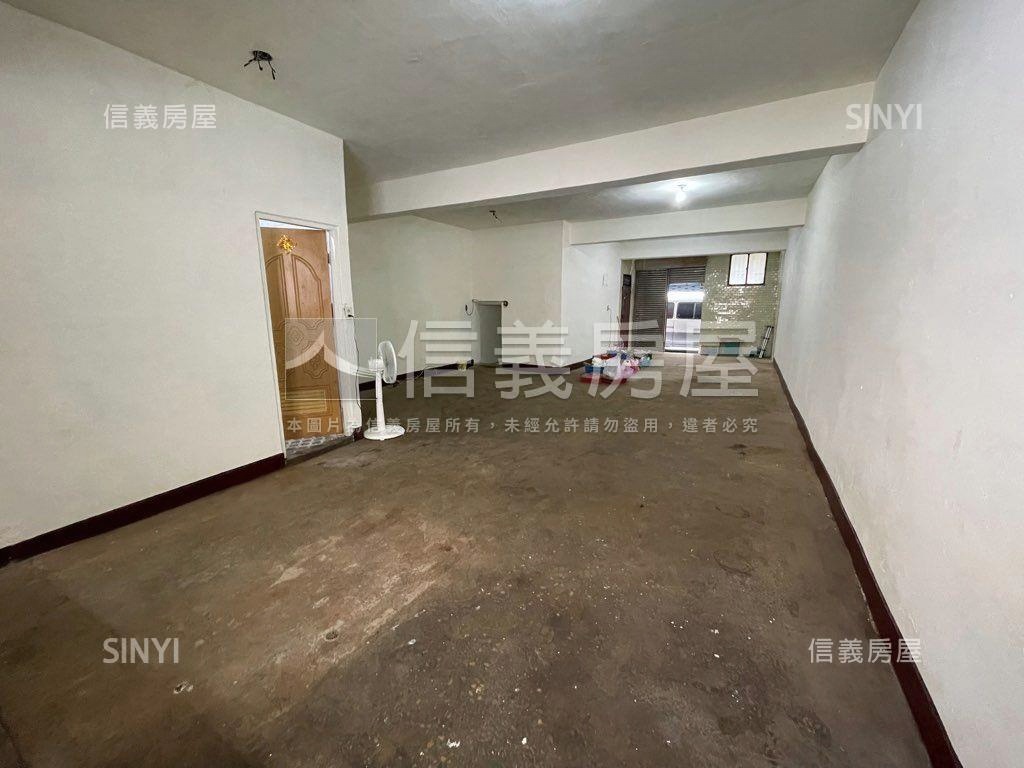 台北橋面寬邊間一樓房屋室內格局與周邊環境