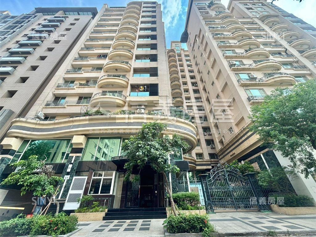 高美館華雄極美屋房屋室內格局與周邊環境