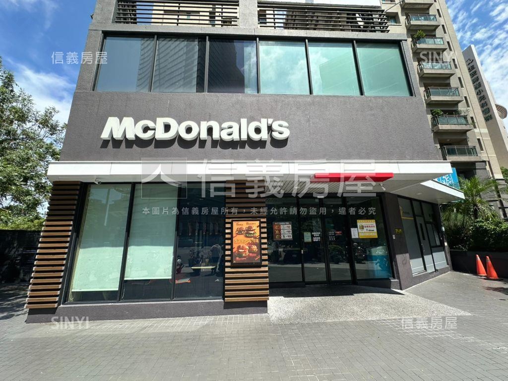 高美館華雄極美屋房屋室內格局與周邊環境