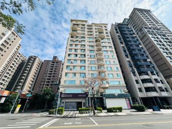 高美館華雄極美屋