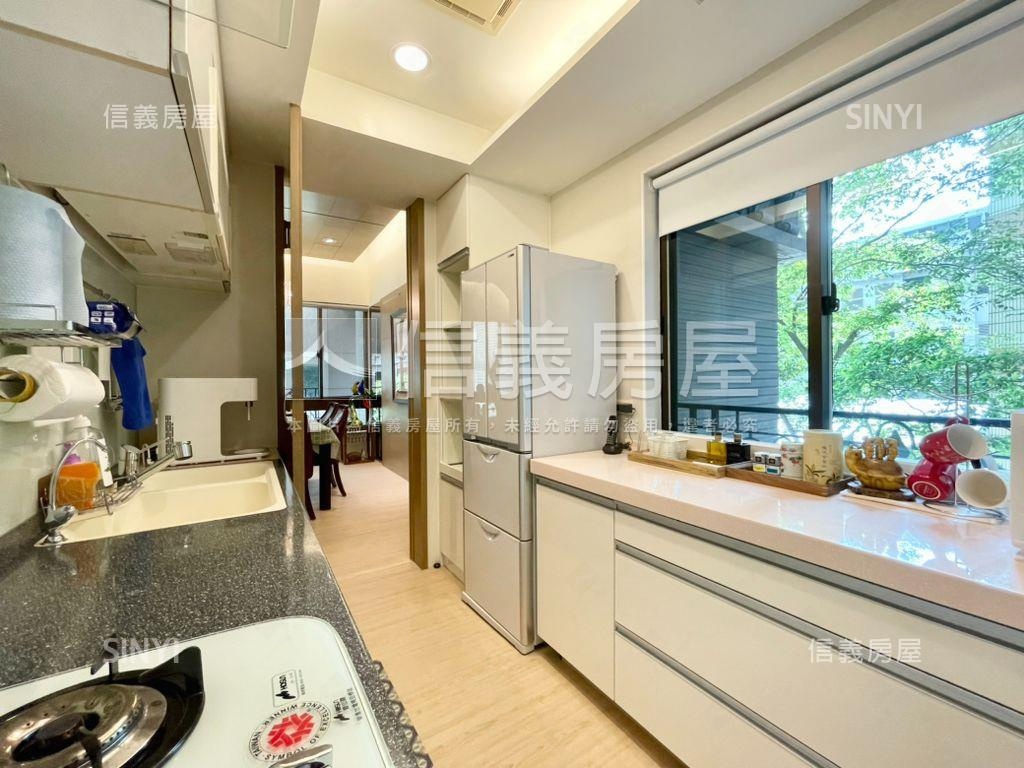 芬第夏宮藝術經典豪邸房屋室內格局與周邊環境