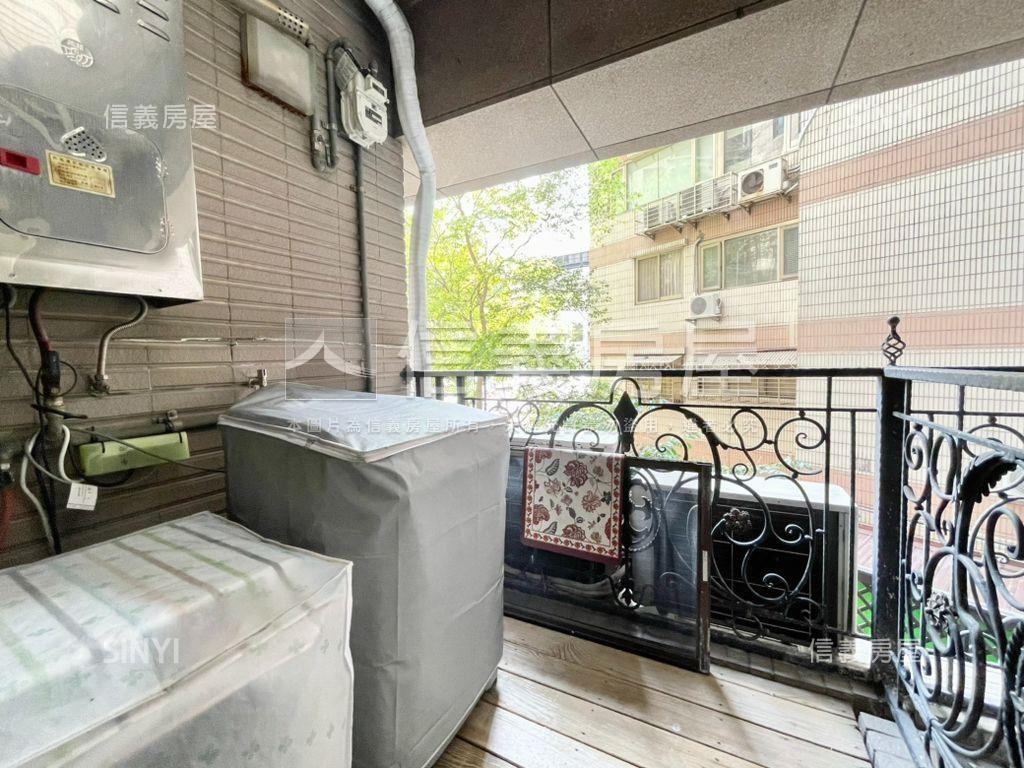 芬第夏宮藝術經典豪邸房屋室內格局與周邊環境