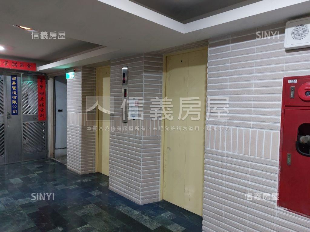 近美麗島捷運站三房房屋室內格局與周邊環境