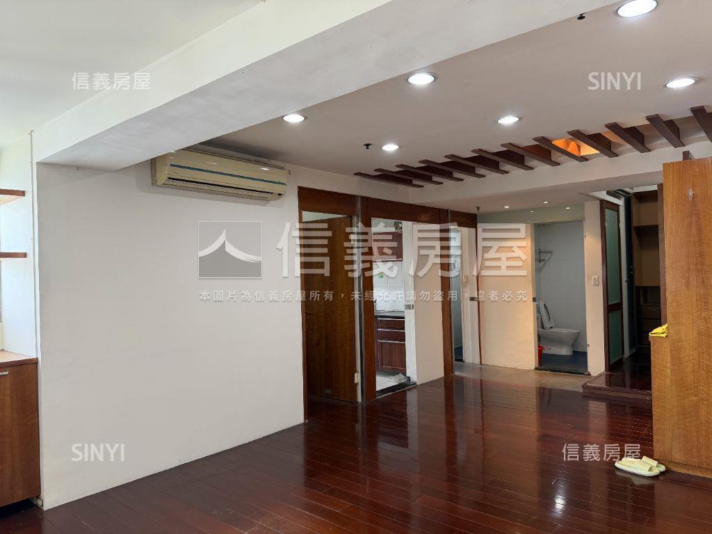 擎天豪景景觀三房房屋室內格局與周邊環境