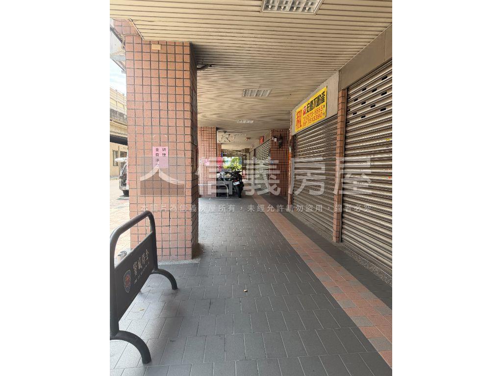 擎天豪景景觀三房房屋室內格局與周邊環境