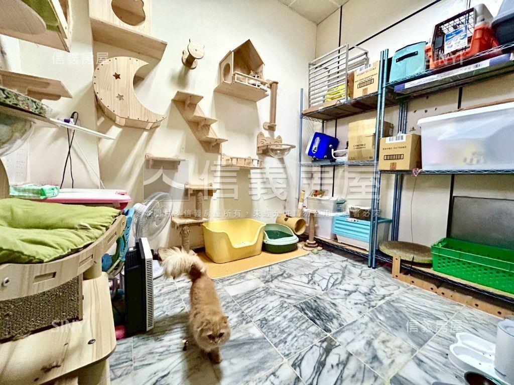 近捷運＆台鐵店面房屋室內格局與周邊環境
