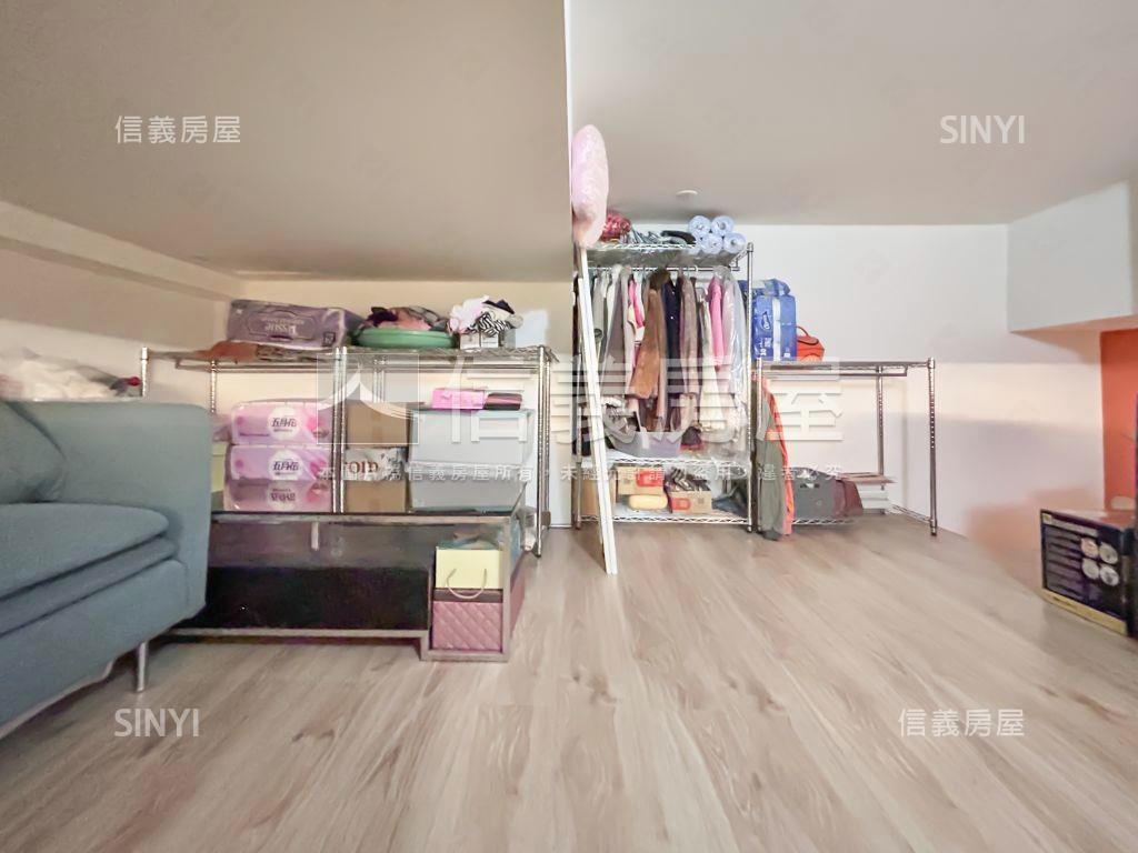 幸福城市稀有挑高戶房屋室內格局與周邊環境