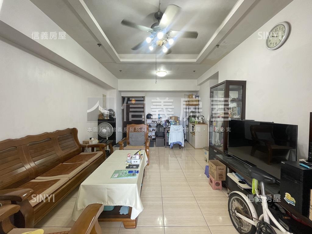鼎山永信擎天美綠景大三房房屋室內格局與周邊環境