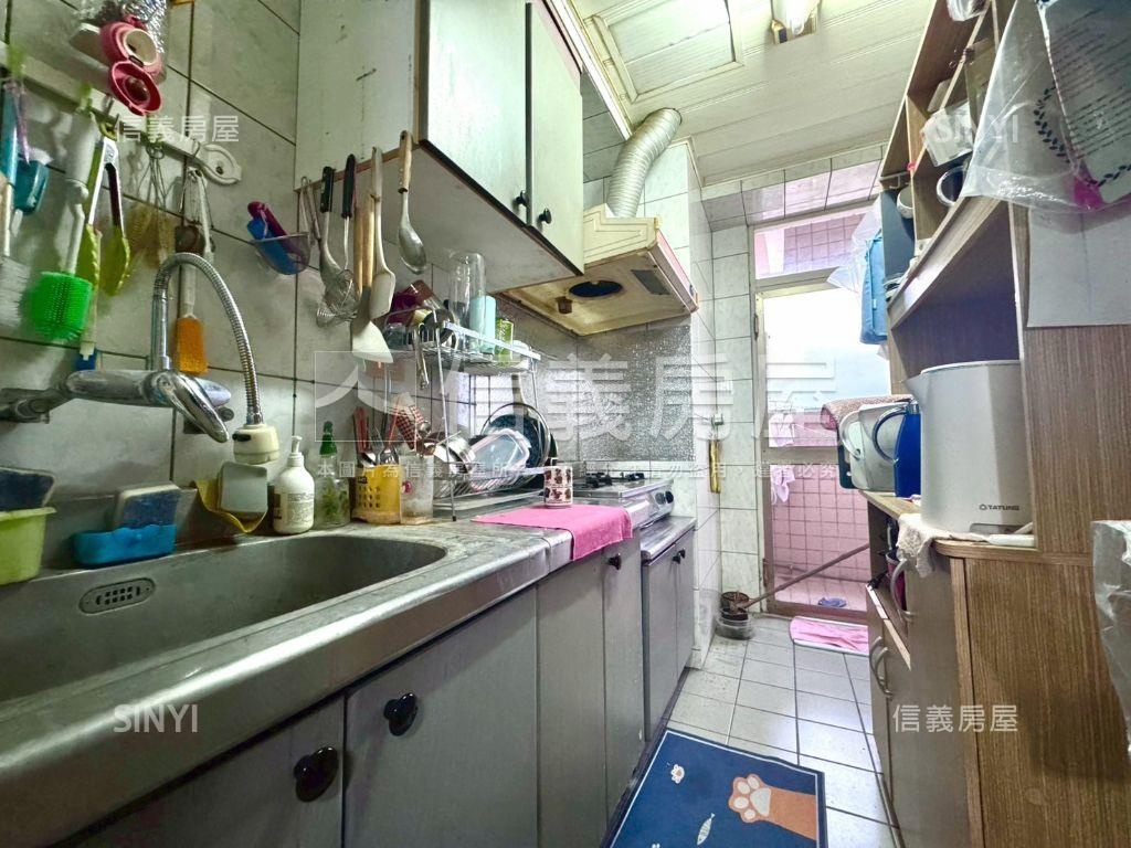 望族ＮＯ．２視野四房房屋室內格局與周邊環境