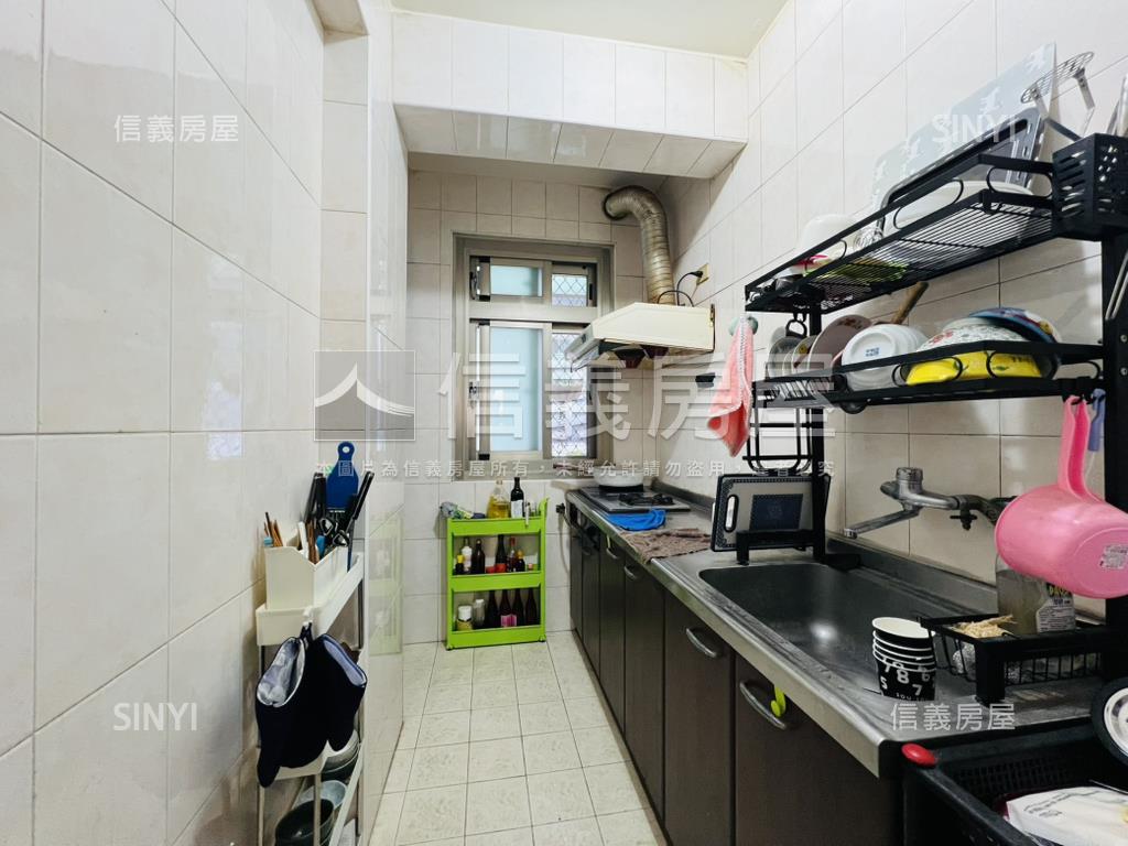 公益商圈２樓公寓房屋室內格局與周邊環境