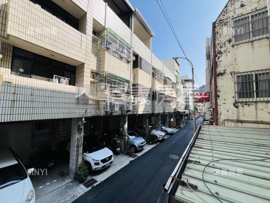 公益商圈２樓公寓房屋室內格局與周邊環境