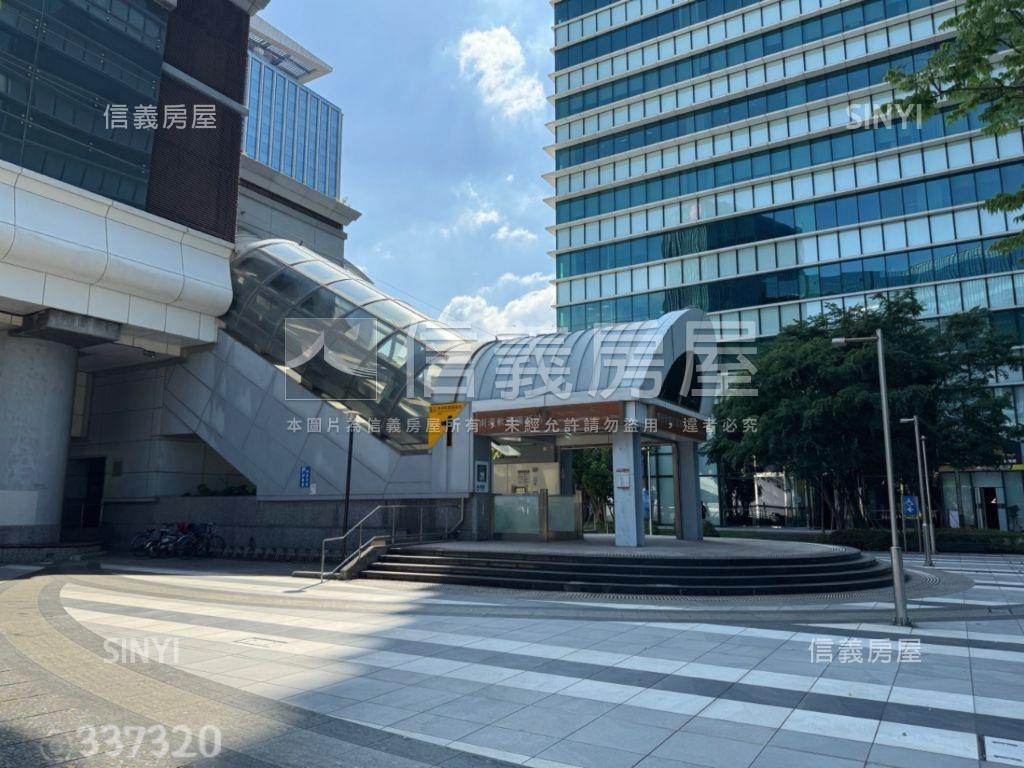 推＞經貿園區正兩房帶車位房屋室內格局與周邊環境