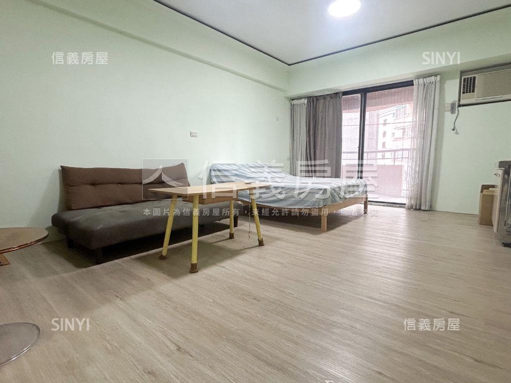 巨蛋休閒採光美套房房屋室內格局與周邊環境
