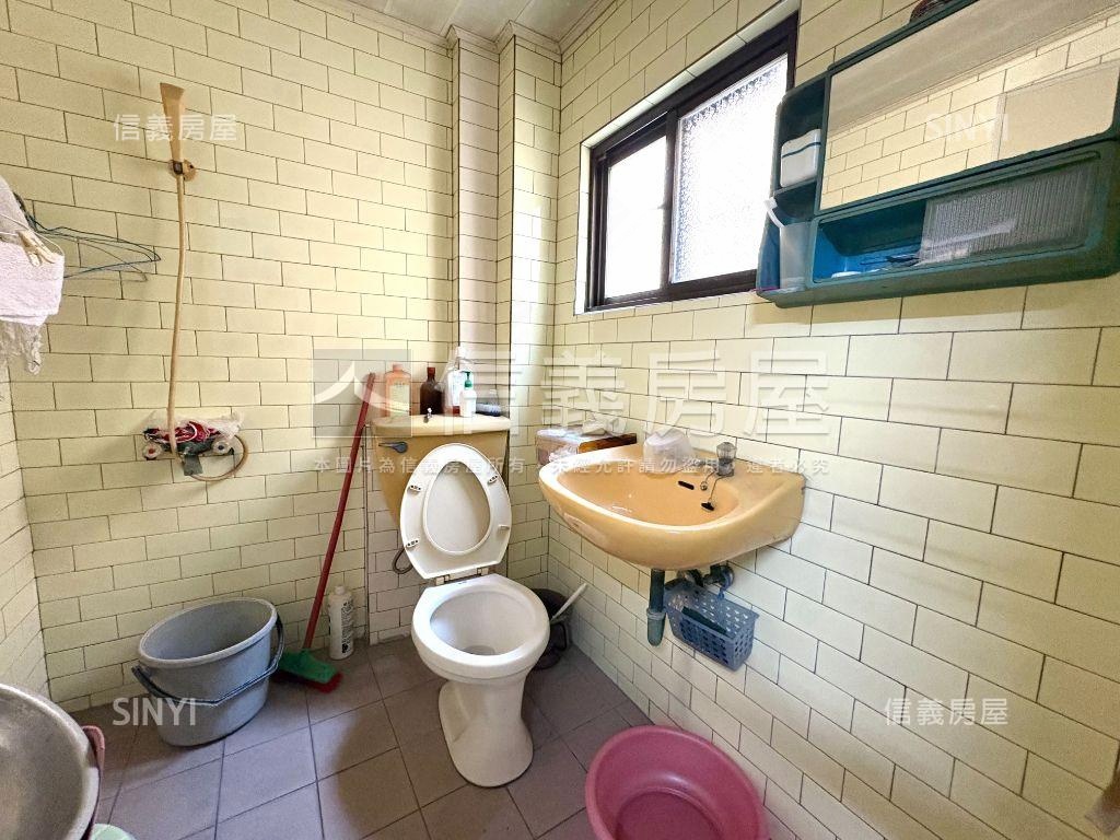 近火車站正５樓透天房屋室內格局與周邊環境