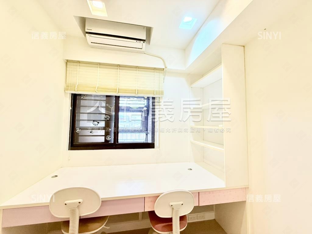 高峰邊間時尚美屋房屋室內格局與周邊環境