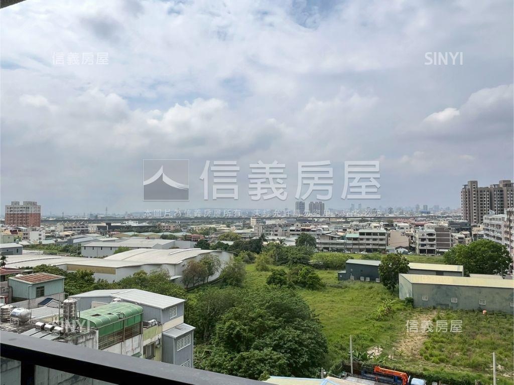 軟園旁，私藏裝潢兩房車位房屋室內格局與周邊環境