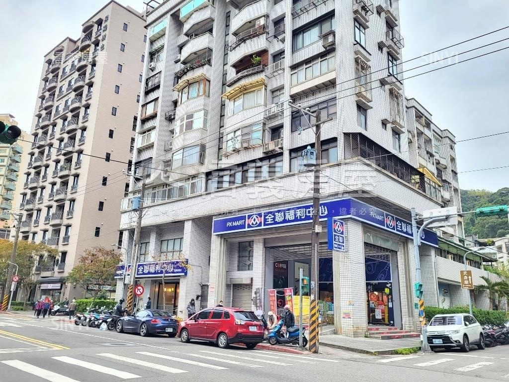 金龍圓環面寬金店面房屋室內格局與周邊環境