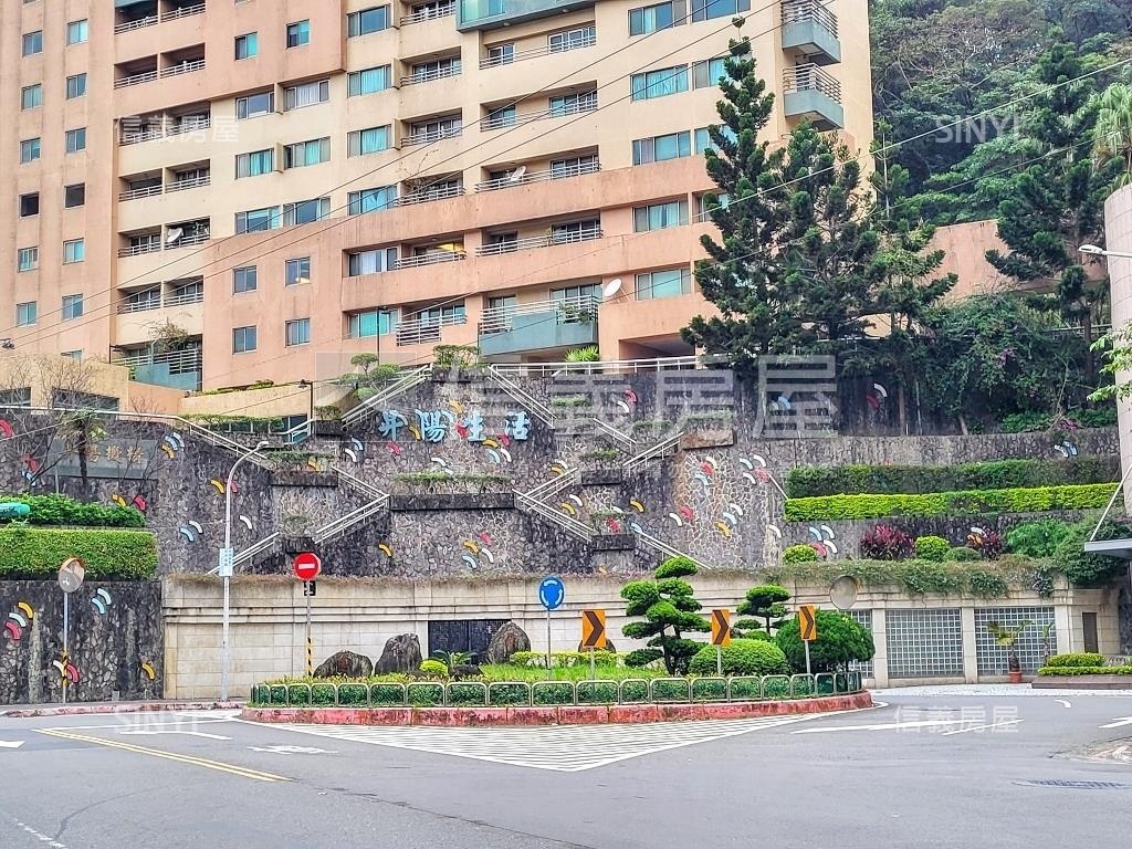 金龍圓環面寬金店面房屋室內格局與周邊環境