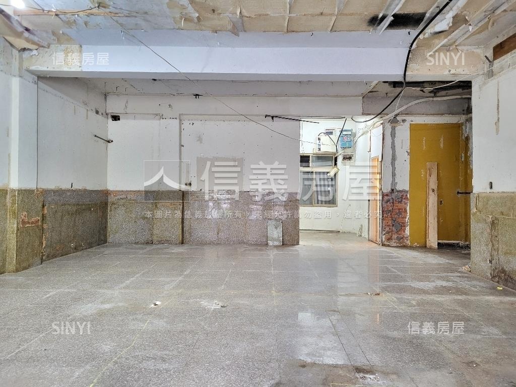 金龍圓環面寬金店面房屋室內格局與周邊環境