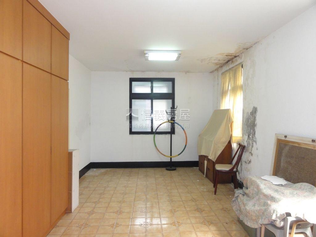 士林邊間公寓３＋４美居房屋室內格局與周邊環境
