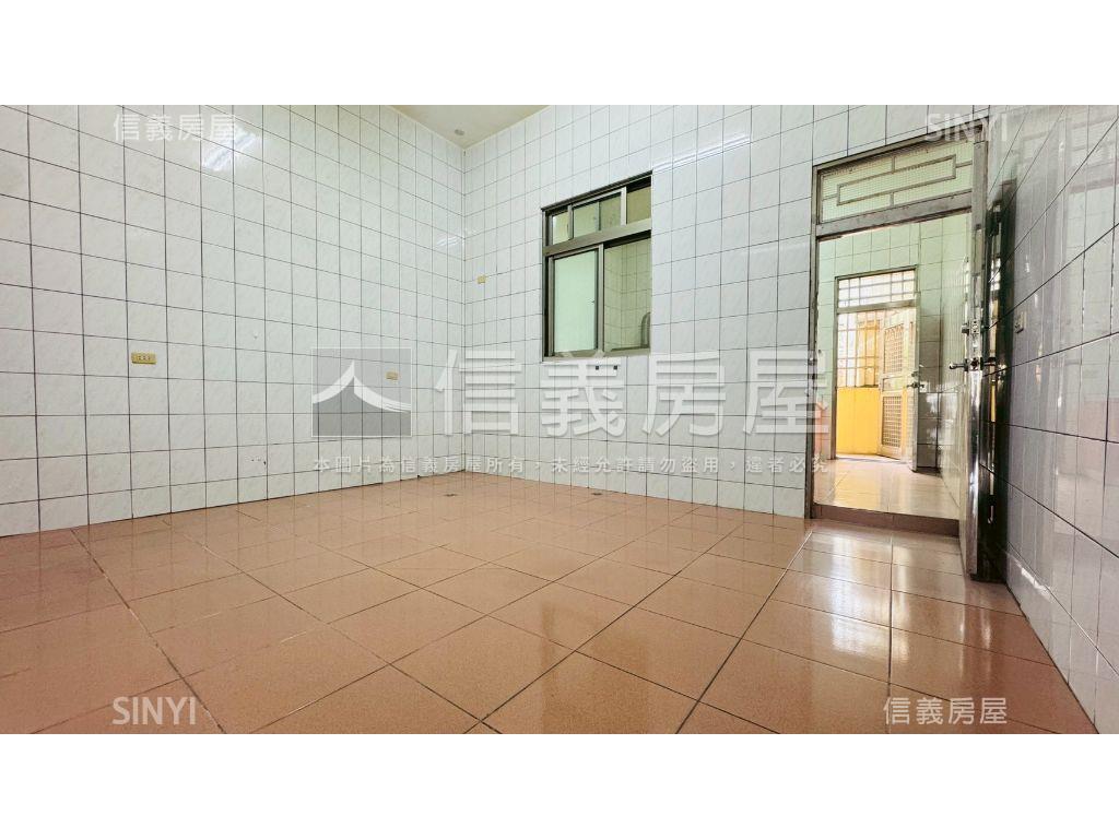 朝南大地坪邊間透天房屋室內格局與周邊環境