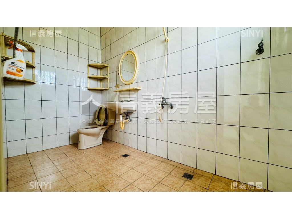 朝南大地坪邊間透天房屋室內格局與周邊環境