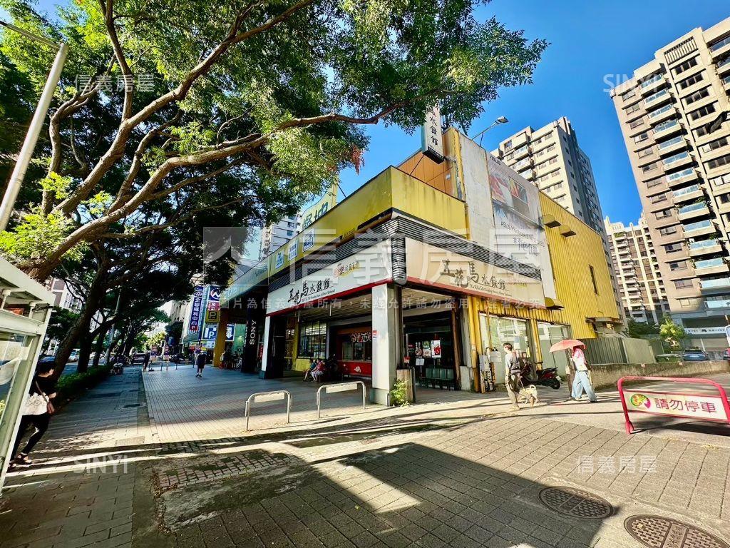 鴻築．高樓美３房房屋室內格局與周邊環境
