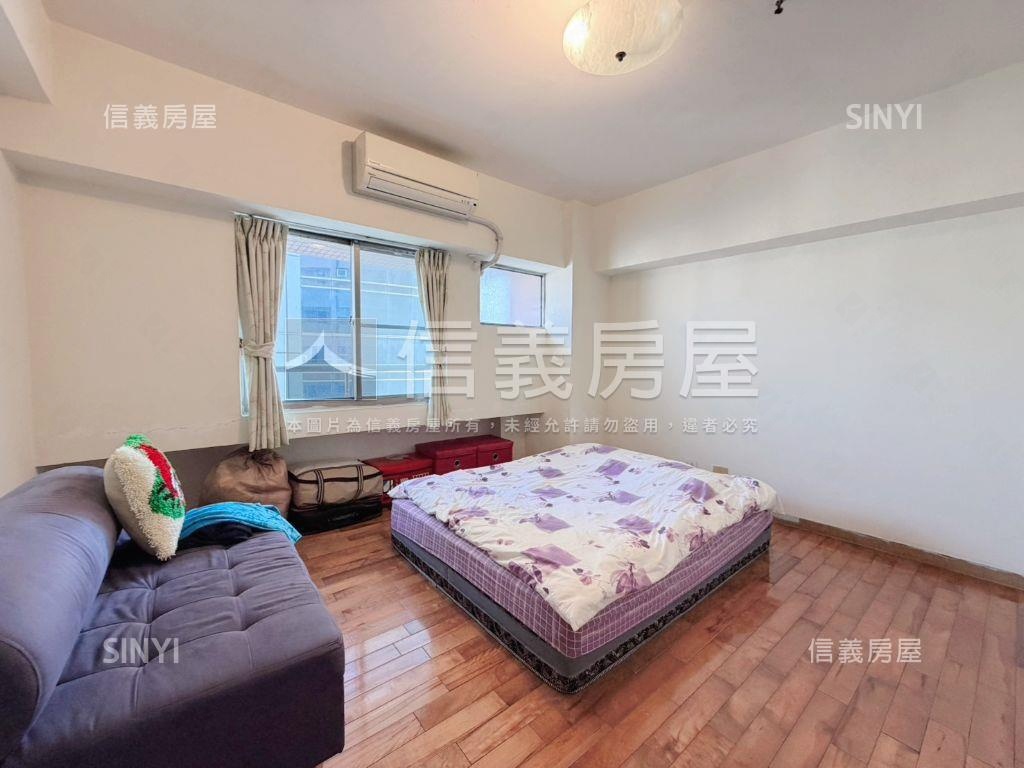 亞灣景觀樓中樓五房房屋室內格局與周邊環境