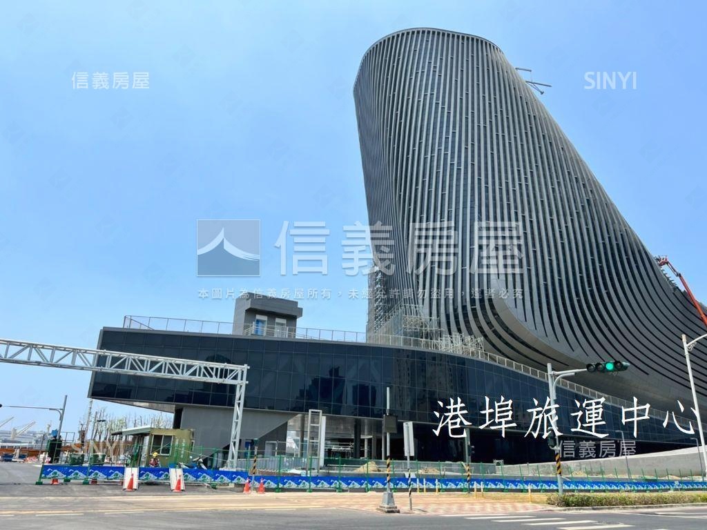 亞灣景觀樓中樓五房房屋室內格局與周邊環境