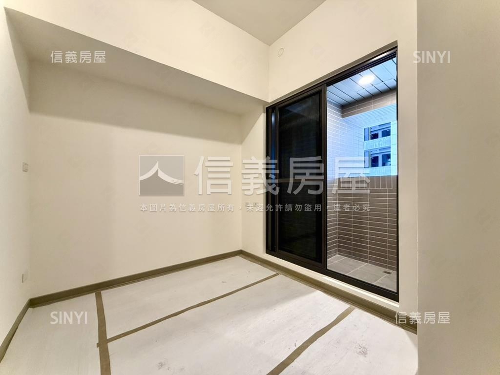 全新三房★坡平車★低總價房屋室內格局與周邊環境