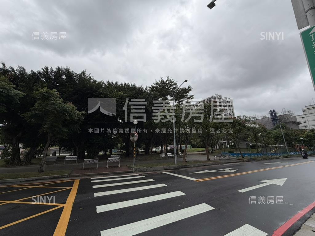 全新三房★坡平車★低總價房屋室內格局與周邊環境