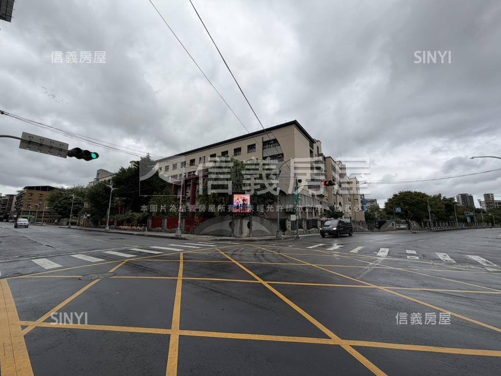 全新三房★坡平車★低總價房屋室內格局與周邊環境