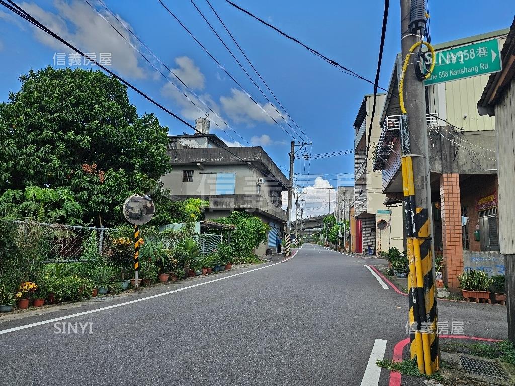 近南崁交流道千坪廠房房屋室內格局與周邊環境