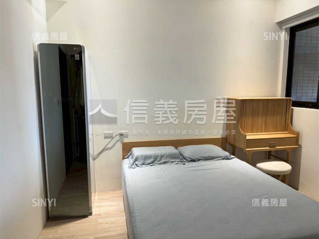 朗朗晴近南港２房２衛房屋室內格局與周邊環境