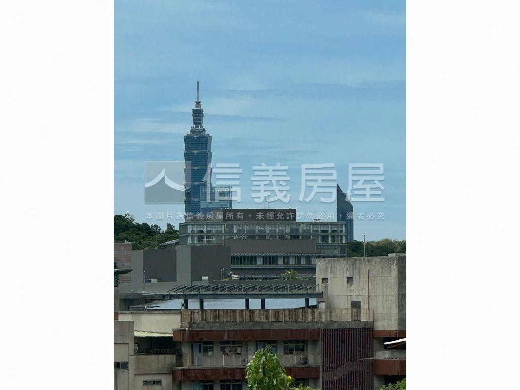 朗朗晴近南港２房２衛房屋室內格局與周邊環境