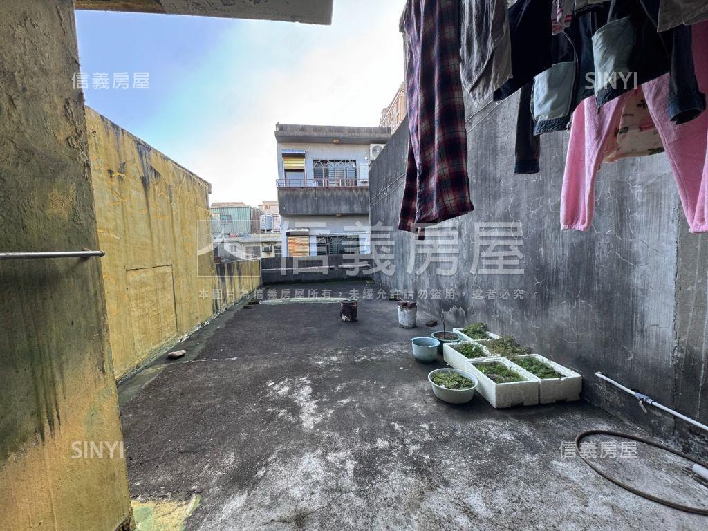 市區方正土地房屋室內格局與周邊環境