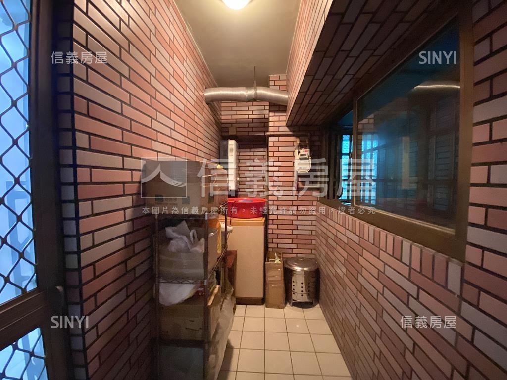 五甲天廈三房成家房屋室內格局與周邊環境